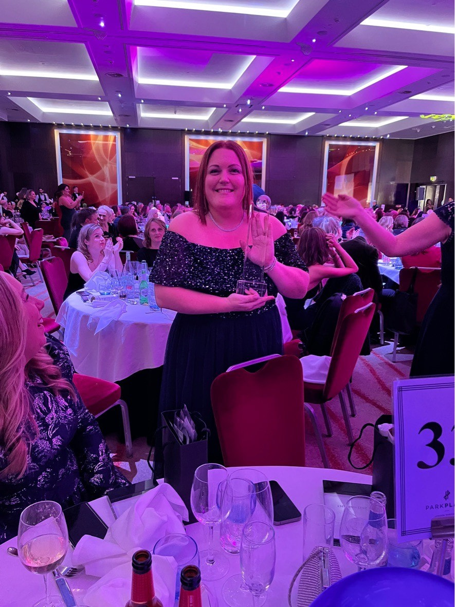 Apogee Corporation’s Sarah Uddin wins at the Women in Sales Awards (WISA)