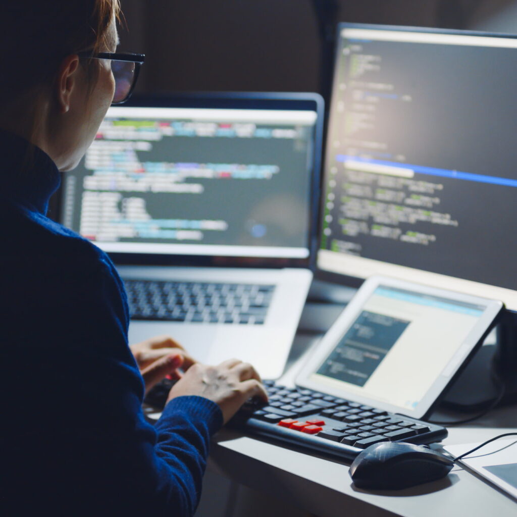 About Us | Managed Workplace Services | Apogee Corporation